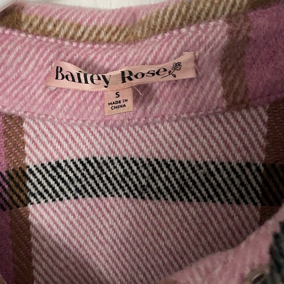 ✨ Cute Shacket for Fall - Size Small ✨ - Picture 6 of 6